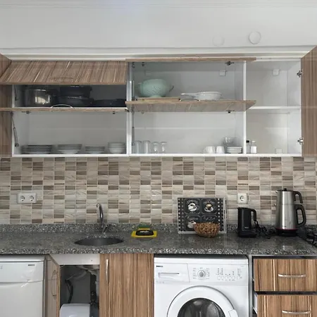 Ayshira Aparts 케메르