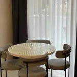 Ayshira Aparts-a Apartament *