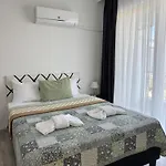 Ayshira Aparts-a Kemer