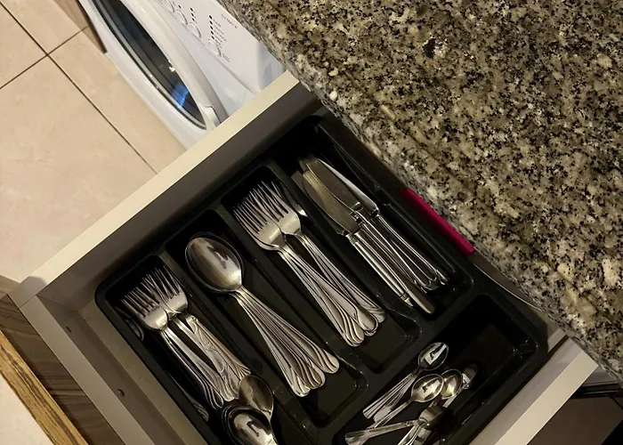 Ayshira Aparts Κεμέρ