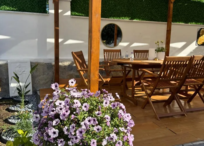 Ayshira Aparts Διαμέρισμα *