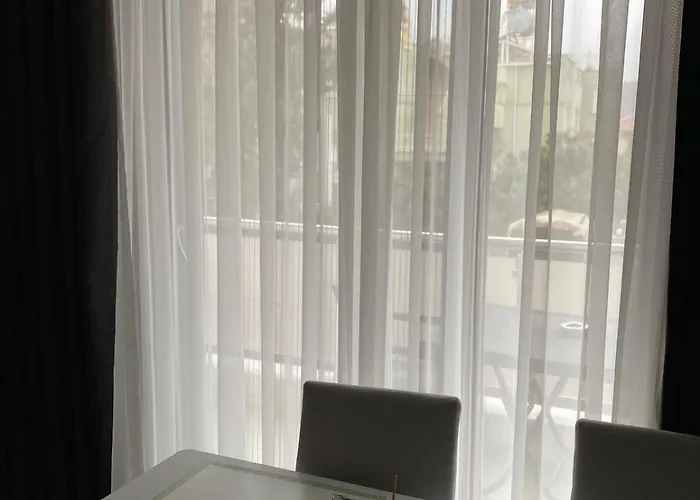 Ayshira Aparts * Κεμέρ